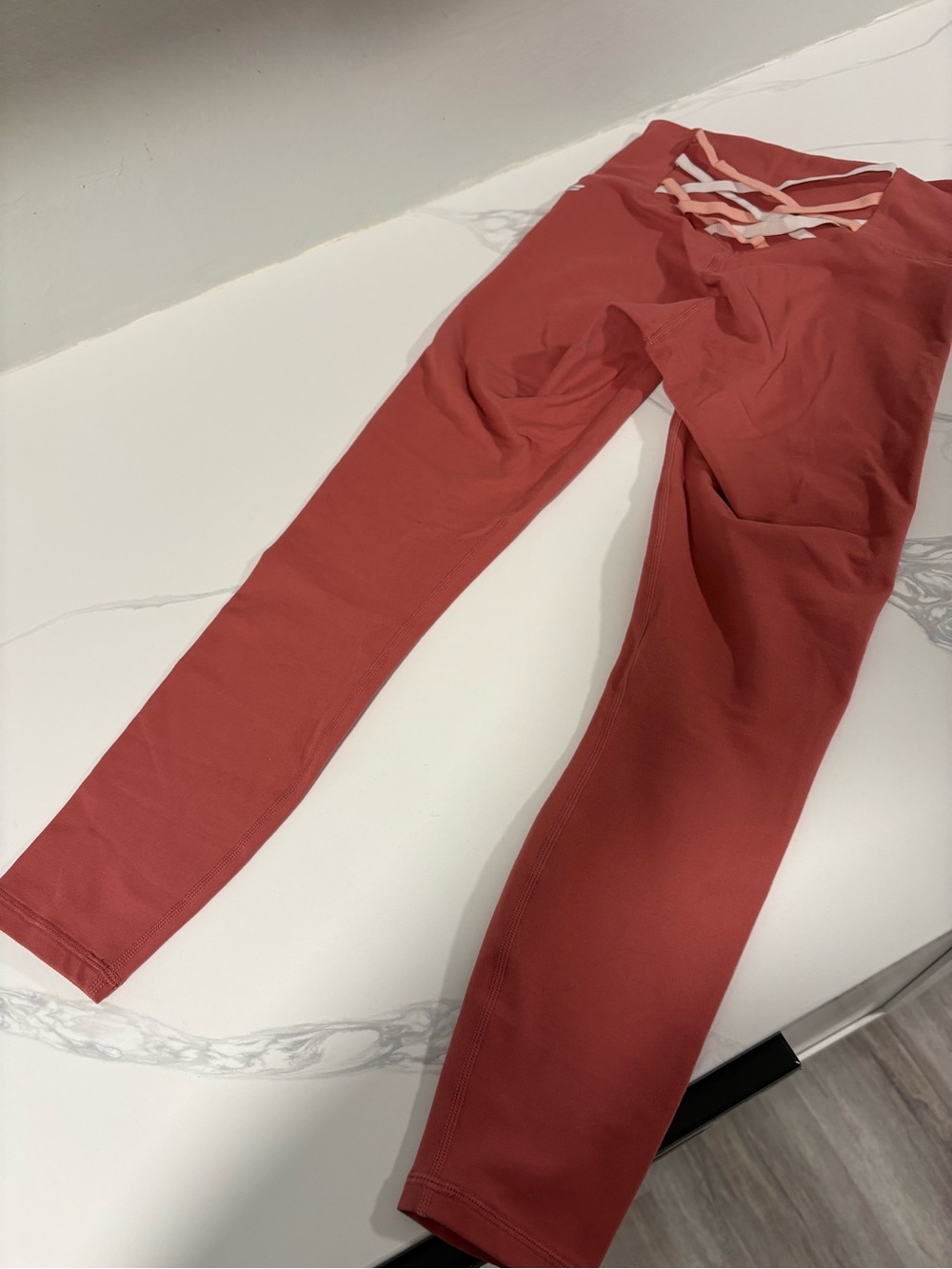 Women’s High-Rise Dusty Rose Fabletics Leggings